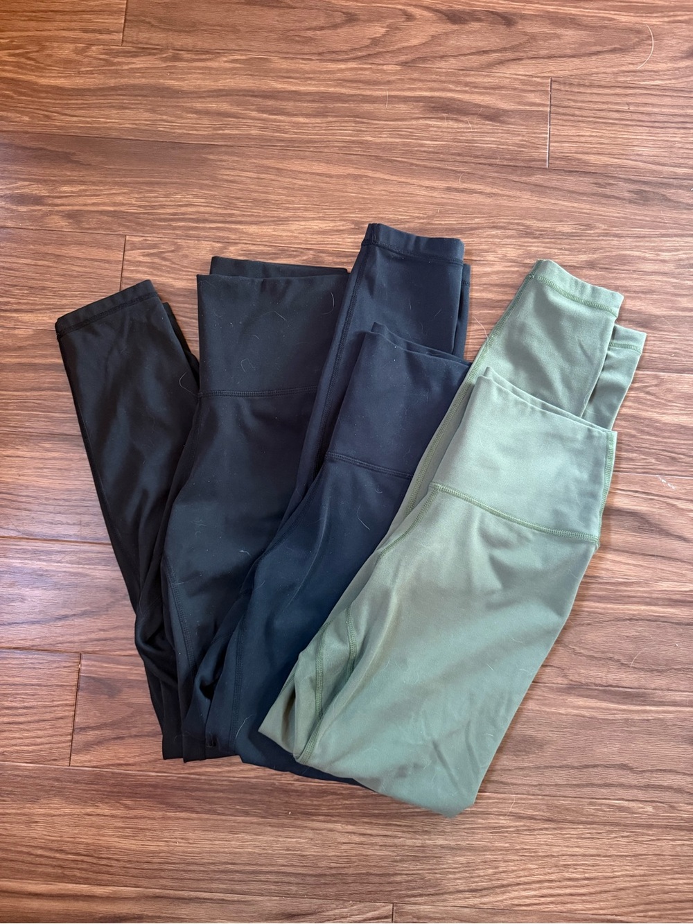 Colorfulkoala Essential Workout Leggings 25" Inseam - Bundle of 3 (black&green)
